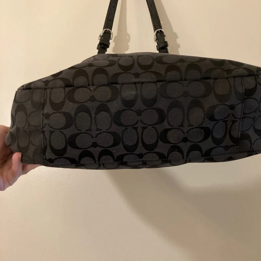 Coach black signature SHOULDERBAG  tote F17725 - Picture 5 of 12